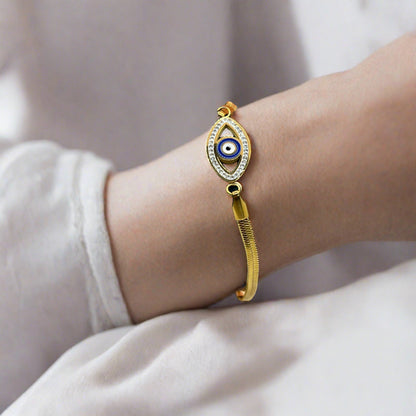 Evil eye adjustable gold bracelet