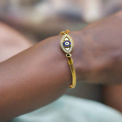 Evil eye adjustable gold bracelet