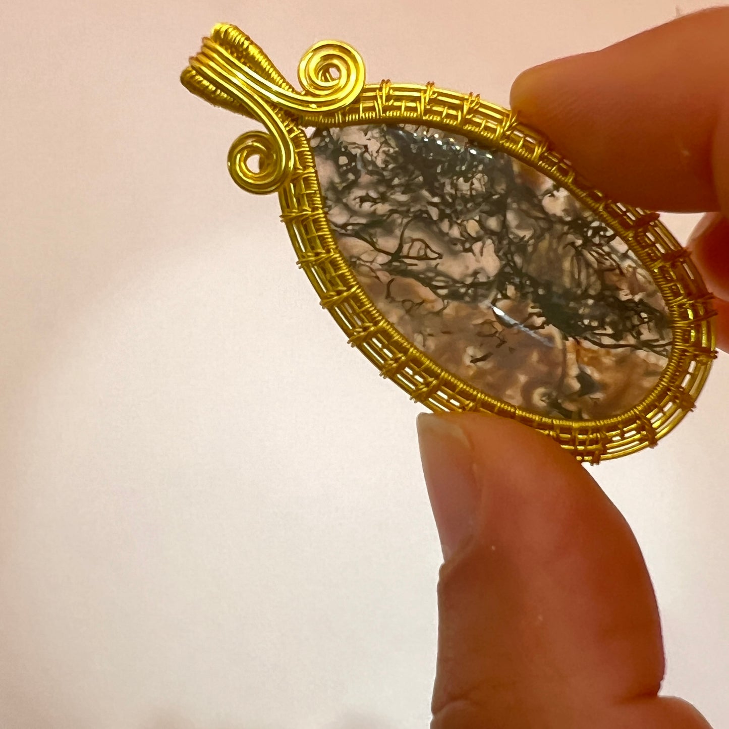 Moss agate gold pendant