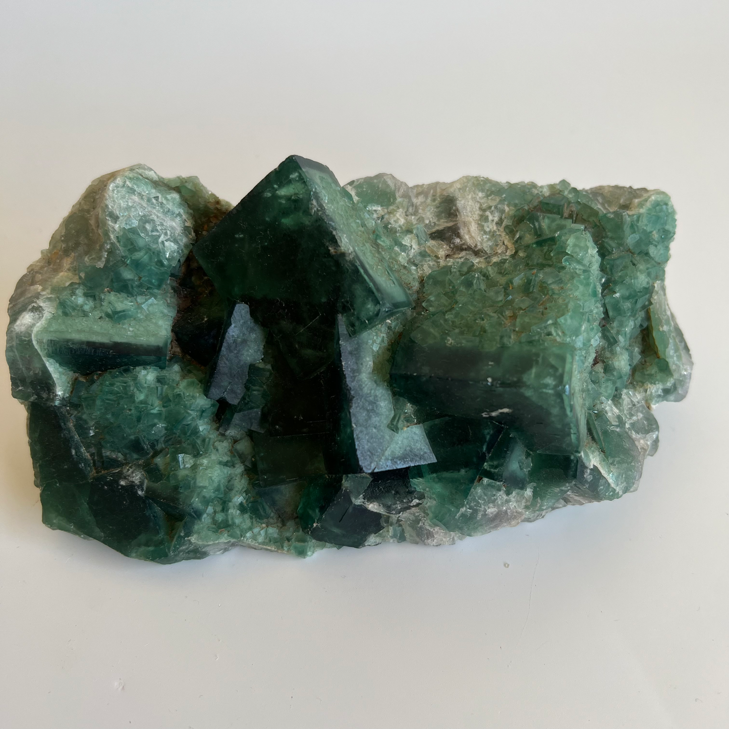 Green Fluorite cluster •Focus •Creativity •Balance •Growth •Healing